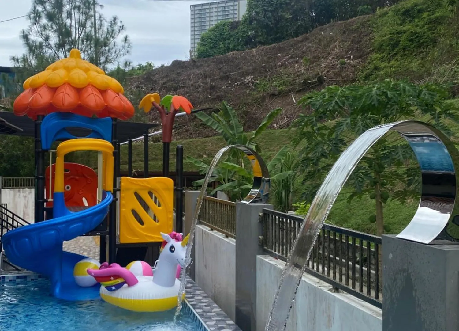 Casa vacanze 40Pax 7Br Villa With Kids Swimming Pool, Ktv, Pool Table N Bbq Near Spice Arena Penang 9800 Sqft Bayan Lepas